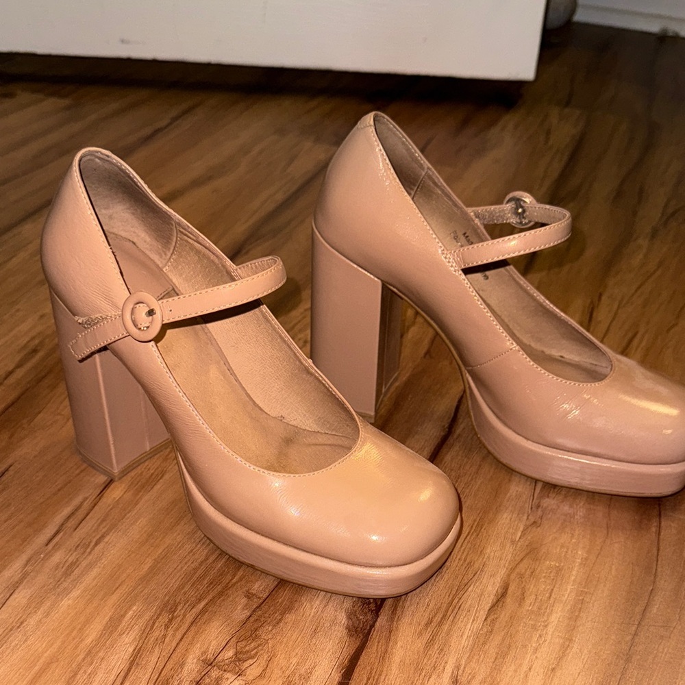 Jeffrey Campbell Nude Mary Jane Heels